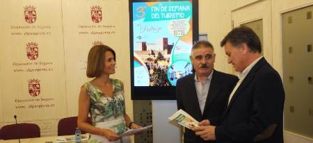 Imagen Pedraza alberga el III Fin de Semana Turístico con un programa basado en rutas, música, visitas guiadas y talleres de observación de aves