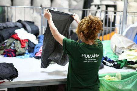 Imagen Balance recogida selecta de ropa usada primer semestre -Humana.