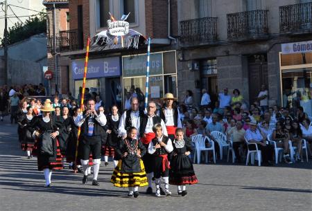 Imagen Grupo de Danzas Cantalejo